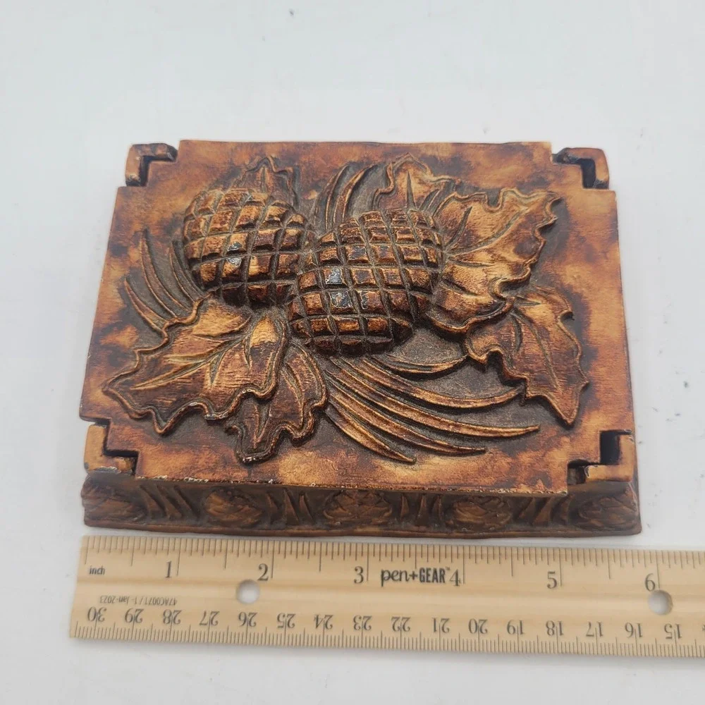 VTG Cast Resin‎ Brown Rustic Pinecone Leaves Stash Trinket Playing Card Box